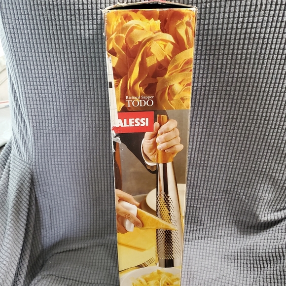 NWT Alessi Todo Giant Cheese Grater - Picture 1 of 6